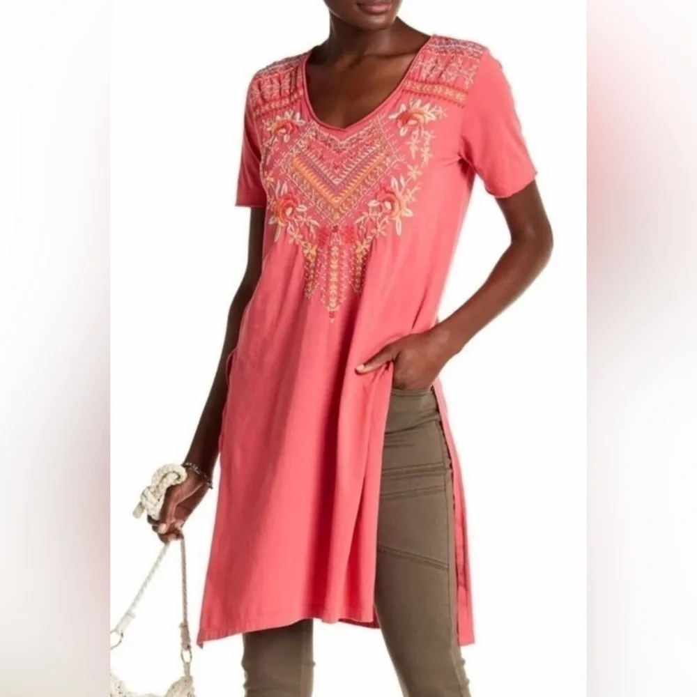 JWLA Johnny Was Sonya Side Slit Embroidered Floral V-neck Tunic Dress Top